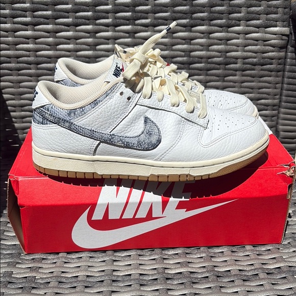 Nike Cream and Gray/Blue Sneakers - Picture 3 of 6